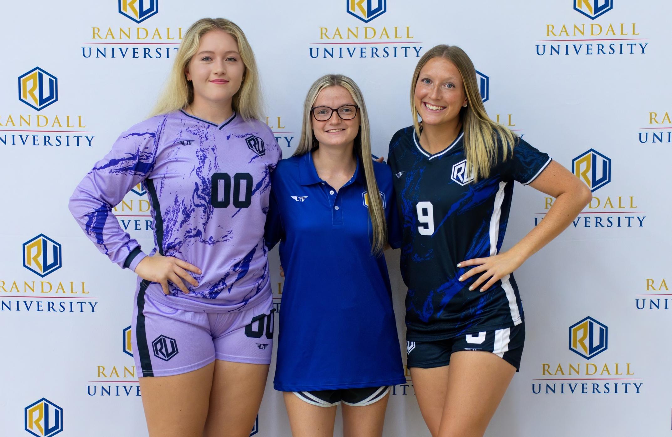 Womens Soccer Falls at Home